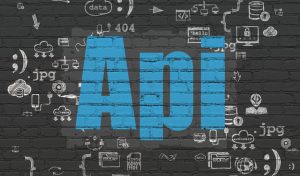 تست کردن API که اختصاری برای عبارت «رابط برنامه‌نویسی اپلیکیشن» (application programming interface) است نوعی از تست نرم‌افزار است که در آن تأیید به طور مستقیم در سطح API صورت می‌گیرد